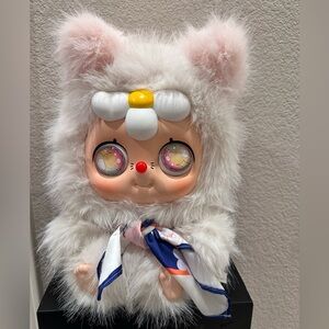 400% Moodeverse Series. Moodeverse Limited Edition Plush